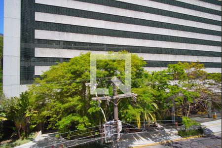 Apartamento à venda com 65m², 2 quartos e sem vagaVista