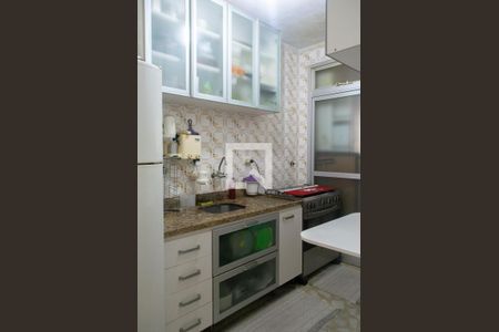 Apartamento à venda com 53m², 2 quartos e 1 vaga Apartamento à venda com 53m², 2 quartos e 1 vagaCozinha