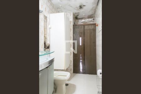 Apartamento à venda com 53m², 2 quartos e 1 vaga Apartamento à venda com 53m², 2 quartos e 1 vagaBanheiro