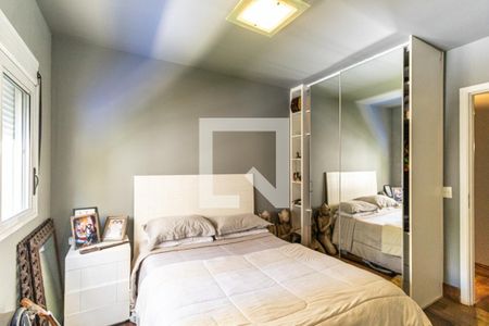 Apartamento à venda com 220m², 3 quartos e 3 vagas Apartamento à venda com 220m², 3 quartos e 3 vagasSuíte 2