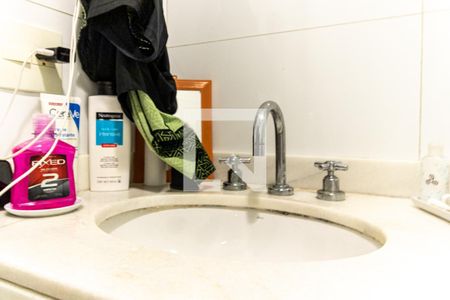 Apartamento à venda com 220m², 3 quartos e 3 vagas Apartamento à venda com 220m², 3 quartos e 3 vagasBanheiro Social - Torneira