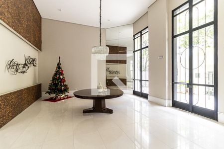 Apartamento à venda com 220m², 3 quartos e 3 vagas Apartamento à venda com 220m², 3 quartos e 3 vagasEntrada