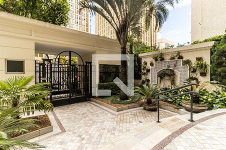 Apartamento à venda com 220m², 3 quartos e 3 vagas Apartamento à venda com 220m², 3 quartos e 3 vagasPortaria