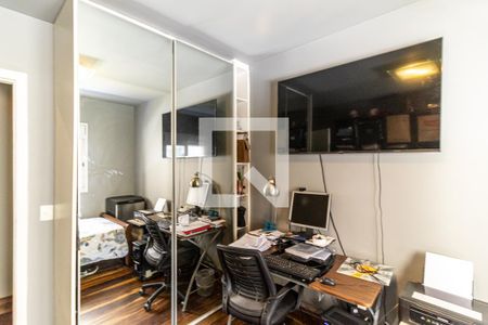 Apartamento à venda com 220m², 3 quartos e 3 vagas Apartamento à venda com 220m², 3 quartos e 3 vagasQuarto - Armário