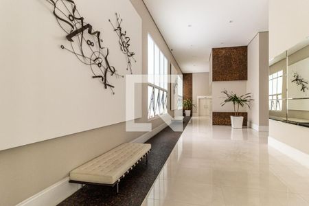 Apartamento à venda com 220m², 3 quartos e 3 vagas Apartamento à venda com 220m², 3 quartos e 3 vagasHall Social