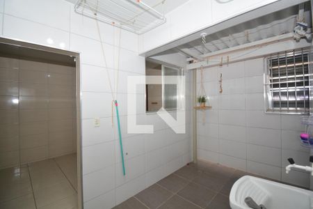 Apartamento à venda com 76m², 3 quartos e 1 vagaÁrea de Serviço
