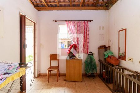 Casa à venda com 200m², 3 quartos e 2 vagas Casa à venda com 200m², 3 quartos e 2 vagasQuarto de Serviço