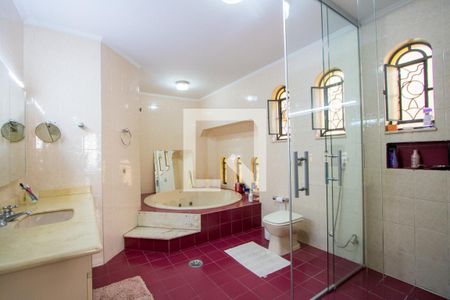 Casa à venda com 400m², 4 quartos e 5 vagas Casa à venda com 400m², 4 quartos e 5 vagasBanheiro do quarto 1