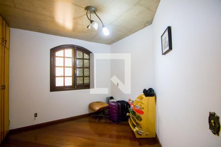 Casa à venda com 400m², 4 quartos e 5 vagas Casa à venda com 400m², 4 quartos e 5 vagasQuarto 3