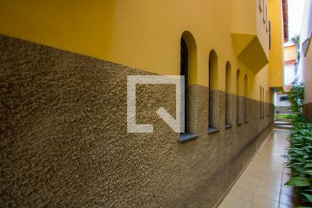 Casa à venda com 400m², 4 quartos e 5 vagas Casa à venda com 400m², 4 quartos e 5 vagasCorredor - Externo