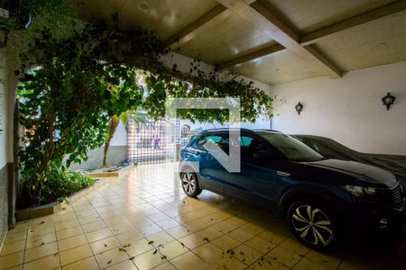 Casa à venda com 400m², 4 quartos e 5 vagas Casa à venda com 400m², 4 quartos e 5 vagasGaragem