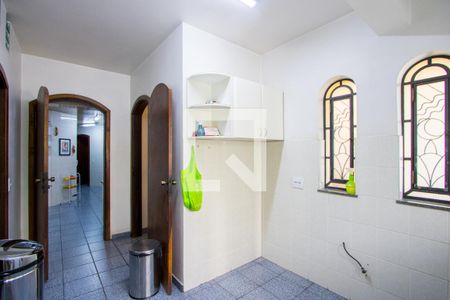 Casa à venda com 400m², 4 quartos e 5 vagas Casa à venda com 400m², 4 quartos e 5 vagasÁrea de serviço