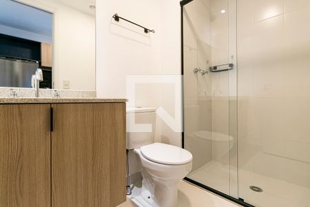 Banheiro de kitnet/studio para alugar com 1 quarto, 23m² em Tatuapé, São Paulo