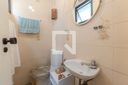 Apartamento à venda com 64m², 2 quartos e 1 vaga Apartamento à venda com 64m², 2 quartos e 1 vagaBanheiro de serviço