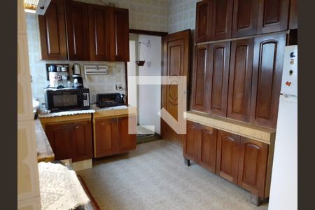 Casa à venda com 140m², 3 quartos e 2 vagas