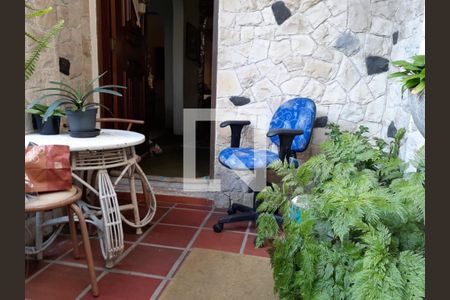 Casa à venda com 140m², 3 quartos e 2 vagas