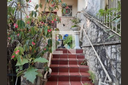 Casa à venda com 140m², 3 quartos e 2 vagas