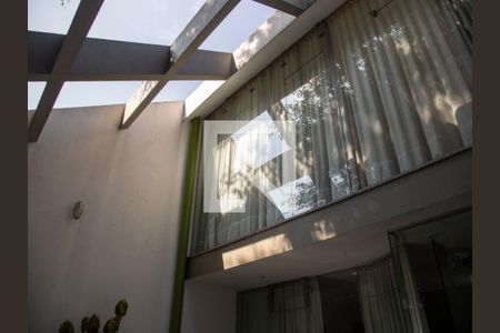 Casa à venda com 200m², 4 quartos e 2 vagas