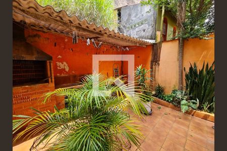 Casa à venda com 131m², 3 quartos e 1 vaga