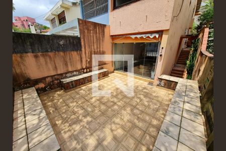 Casa à venda com 131m², 3 quartos e 1 vaga