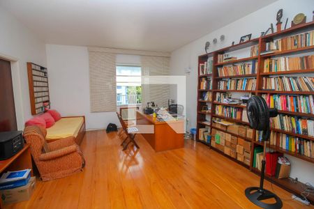 Apartamento à venda com 600m², 5 quartos e 2 vagas Apartamento à venda com 600m², 5 quartos e 2 vagasQuarto 5