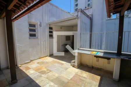 Apartamento à venda com 600m², 5 quartos e 2 vagas Apartamento à venda com 600m², 5 quartos e 2 vagasÁrea de lazer