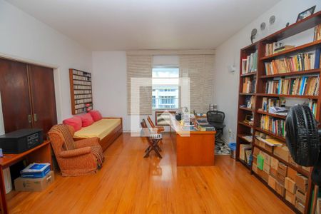 Apartamento à venda com 600m², 5 quartos e 2 vagas Apartamento à venda com 600m², 5 quartos e 2 vagasQuarto 5