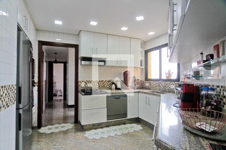 Apartamento à venda com 287m², 3 quartos e 4 vagasCozinha