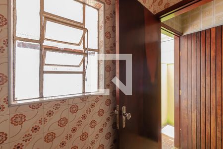 Casa à venda com 82m², 1 quarto e sem vaga Casa à venda com 82m², 1 quarto e sem vagaBanheiro