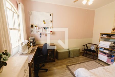 Casa à venda com 280m², 2 quartos e 2 vagas Casa à venda com 280m², 2 quartos e 2 vagasCasa 2 Quarto 2