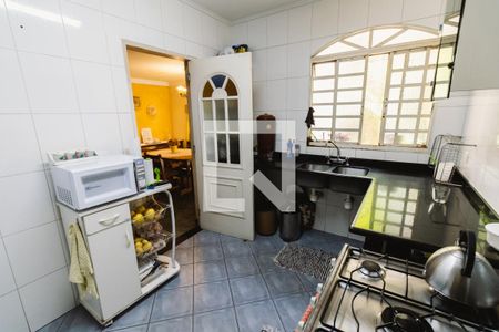 Casa à venda com 280m², 2 quartos e 2 vagas Casa à venda com 280m², 2 quartos e 2 vagasCasa 2 Cozinha