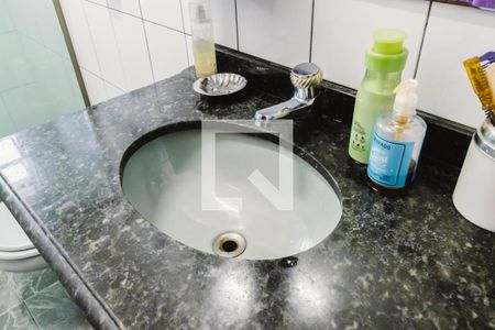 Casa à venda com 280m², 2 quartos e 2 vagas Casa à venda com 280m², 2 quartos e 2 vagasCasa 1 Banheiro Pia