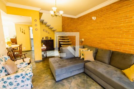 Casa à venda com 280m², 2 quartos e 2 vagas Casa à venda com 280m², 2 quartos e 2 vagasCasa 2 Sala 1