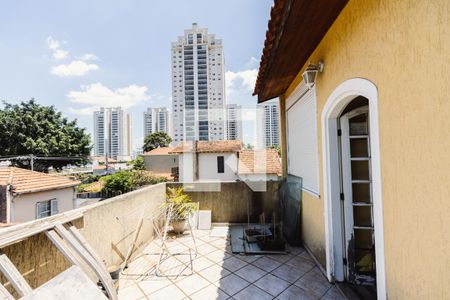 Casa à venda com 280m², 2 quartos e 2 vagas Casa à venda com 280m², 2 quartos e 2 vagasCasa 2 Varanda 1