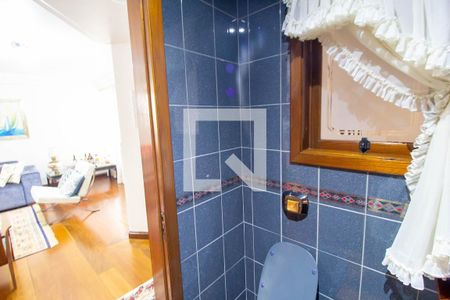 Casa à venda com 285m², 4 quartos e 2 vagas Casa à venda com 285m², 4 quartos e 2 vagasLavabo