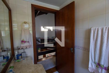 Casa à venda com 285m², 4 quartos e 2 vagas Casa à venda com 285m², 4 quartos e 2 vagasBanheiro 2