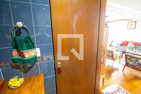 Casa à venda com 285m², 4 quartos e 2 vagas Casa à venda com 285m², 4 quartos e 2 vagasLavabo