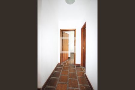 Casa à venda com 500m², 5 quartos e 3 vagasCorredor