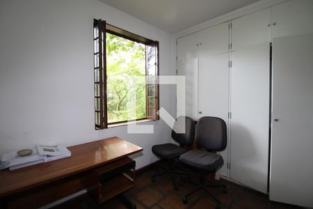 Casa à venda com 500m², 5 quartos e 3 vagasQuarto 1