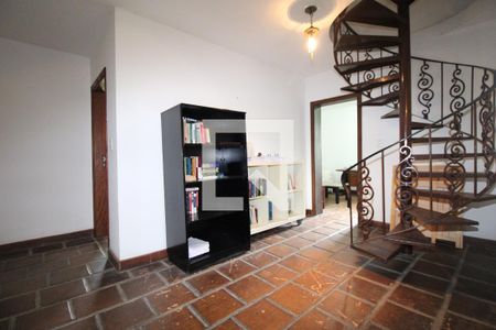Casa à venda com 500m², 5 quartos e 3 vagasHall