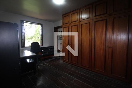 Casa à venda com 500m², 5 quartos e 3 vagasQuarto 2