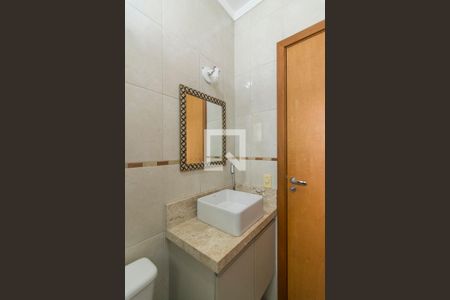 Apartamento à venda com 74m², 2 quartos e 2 vagas Apartamento à venda com 74m², 2 quartos e 2 vagasBanheiro