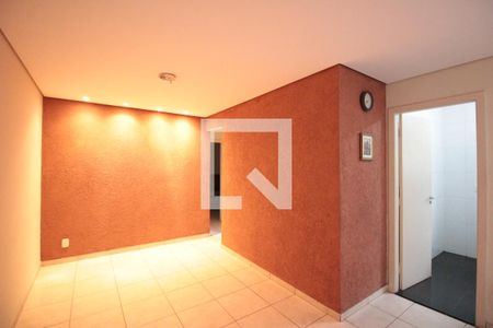 Sala de apartamento para alugar com 3 quartos, 75m² em Santa Rosa, Belo Horizonte