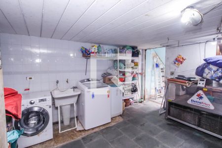 Casa à venda com 238m², 4 quartos e 4 vagasÁrea de Serviço