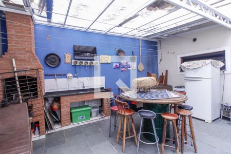 Casa à venda com 238m², 4 quartos e 4 vagasChurrasqueira