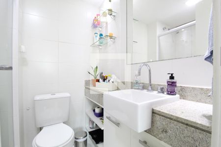 Apartamento à venda com 69m², 2 quartos e 1 vagaBanheiro Social