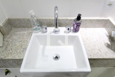 Apartamento à venda com 69m², 2 quartos e 1 vagaBanheiro Social