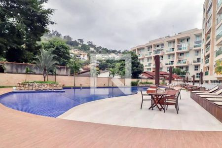 Apartamento à venda com 69m², 2 quartos e 1 vaga Apartamento à venda com 69m², 2 quartos e 1 vagaÁrea comum - Piscina