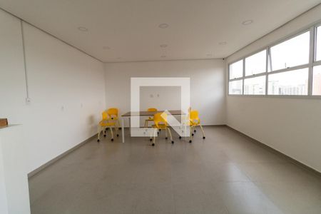 Apartamento à venda com 38m², 2 quartos e sem vaga Apartamento à venda com 38m², 2 quartos e sem vagaÁrea comum - Sala de Estudos