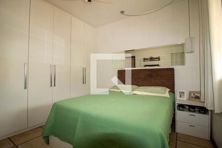 Casa de condomínio à venda com 310m², 4 quartos e 2 vagasSuíte 2